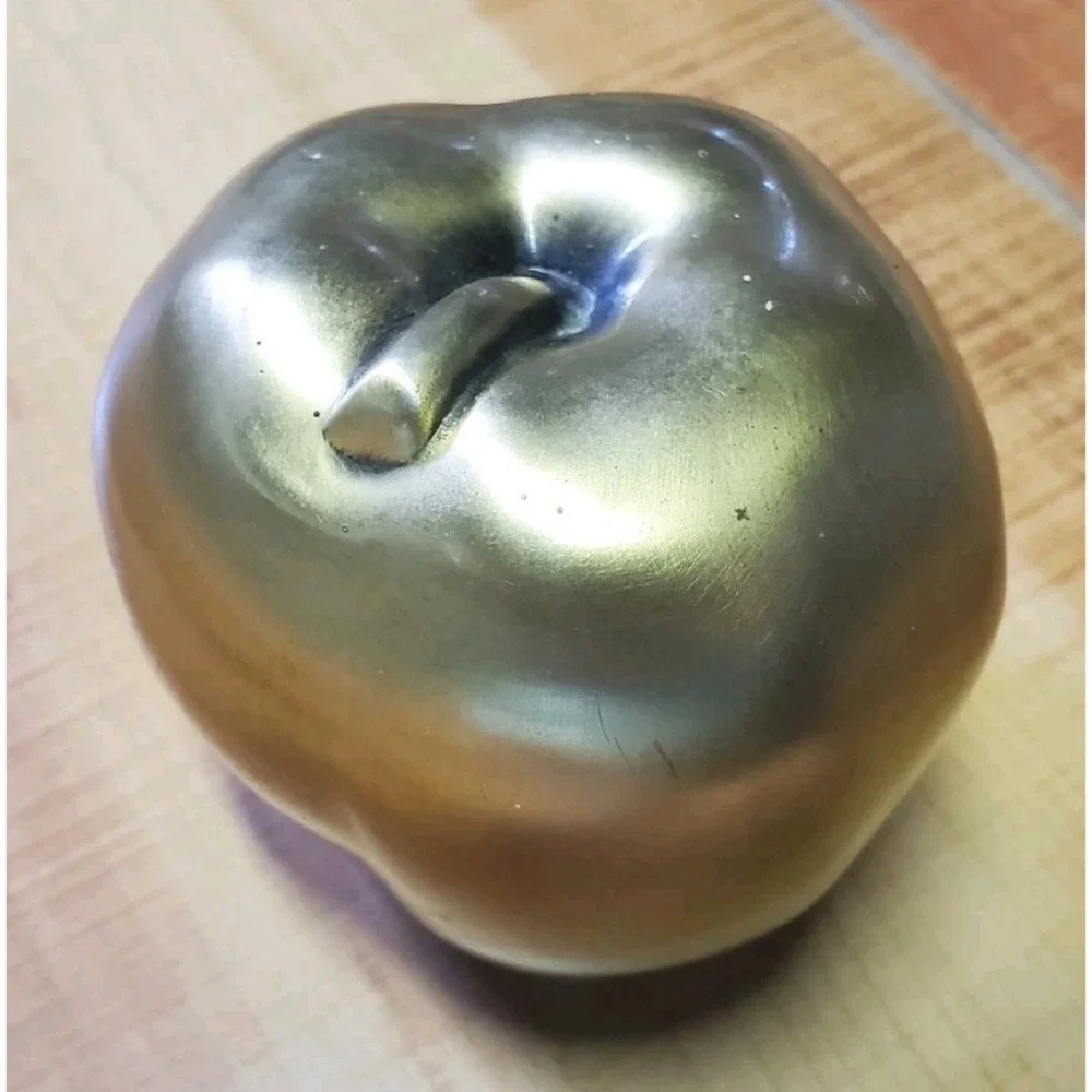 Vintage‎ Brass Apple Figurine Paperweight 3
